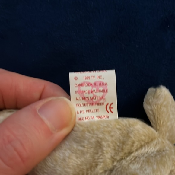 Ty Beanie Baby Almond - Picture 4 of 7